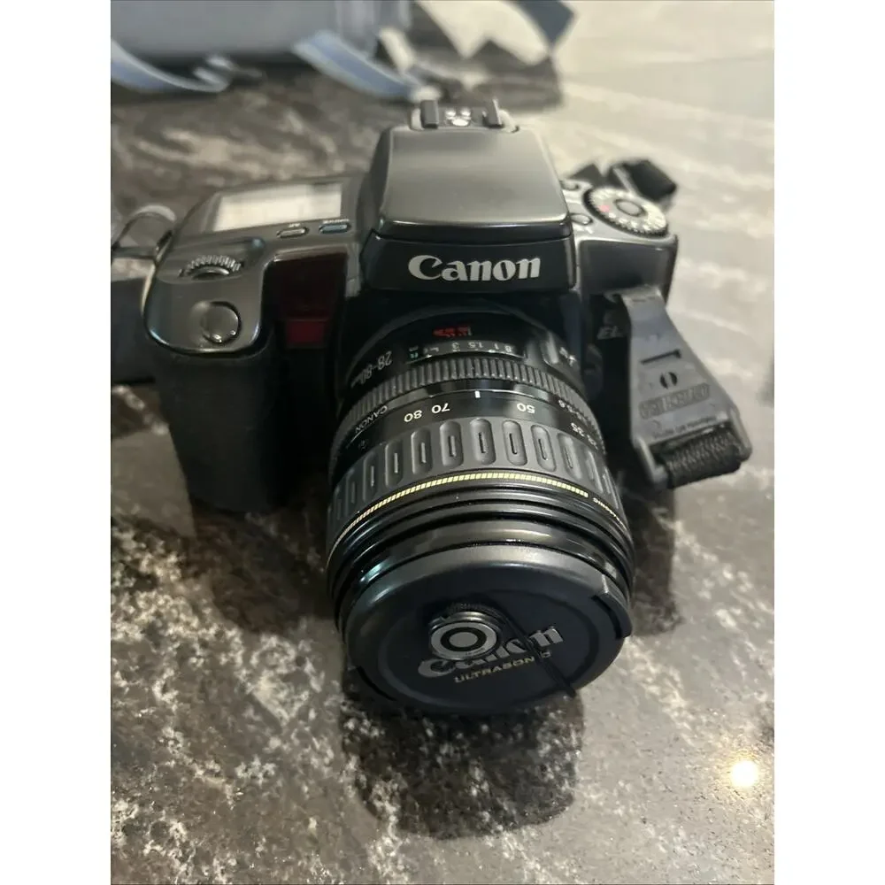 Canon EOS Elan 35mm Film Camera (28-80mm Lens) Manual Bag 80's